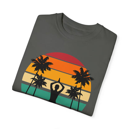 Comfort Yoga Shirt: Beach Retro Vintage